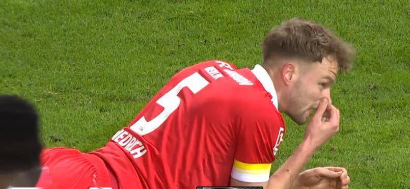  法兰克福客场逼平拜仁，德甲豪门遭遇顽强抵抗